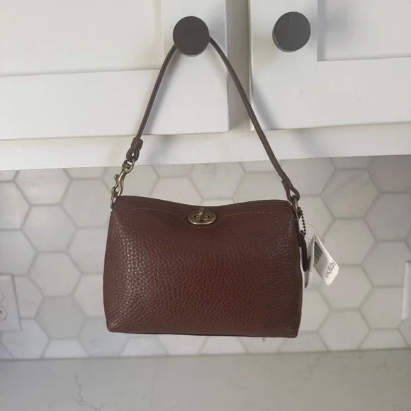 COACH NWT 2007 Chelsea Pebbled Leather Mini bag/Wristlet - Picture 2 of 8